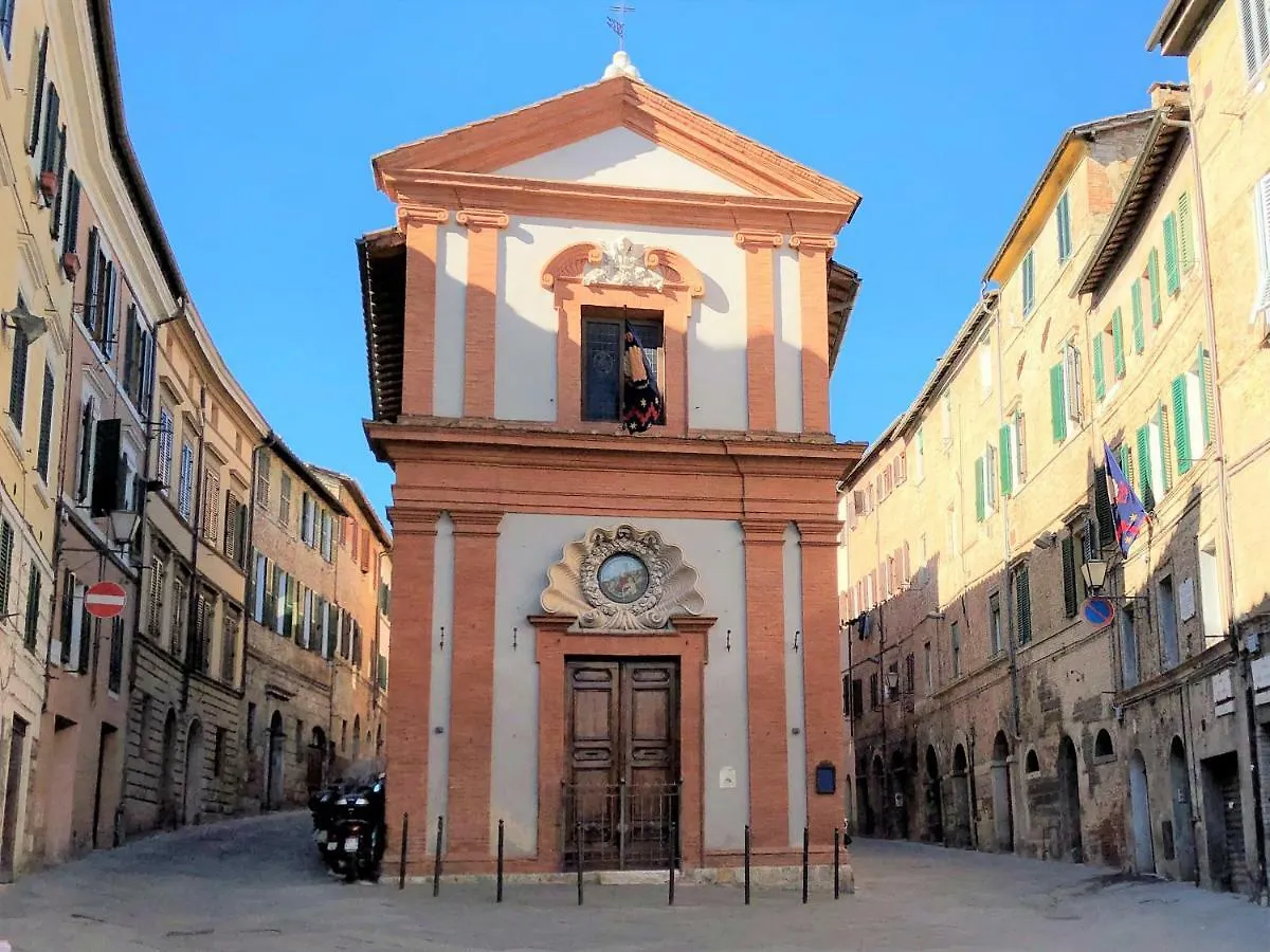 San Gaetano - Nice Apartment With Little External Courtyard Siena