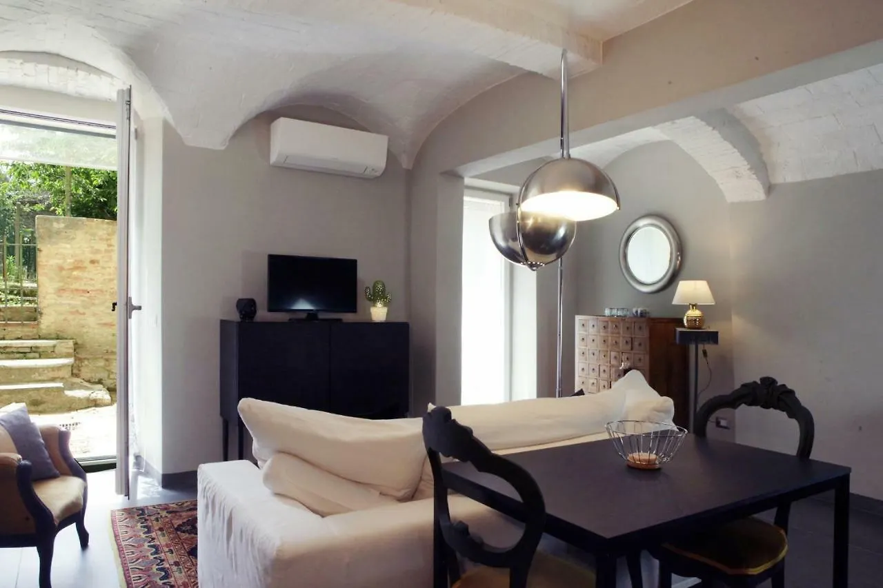 San Gaetano - Nice Apartment With Little External Courtyard Siena